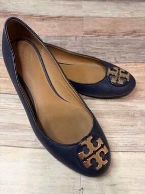 Tory Burch Navy Blue Leather Ballet Flats with Gold Logo Accent 8